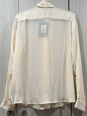 NEW Who What Wear Cream Semi Sheer Pleated Tie Neck Blouse Size L